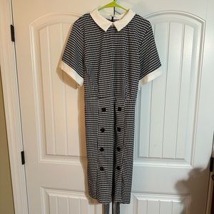 A Shelby and Palmer dress that is nice for church or an evening event. Size 18W